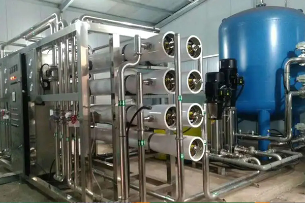 反滲透純水處理設備哪家專業？深度洞察與明智抉擇