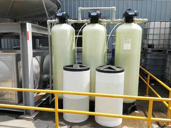 揭秘全自動軟水器價格：工業軟化設備的成本決策指南