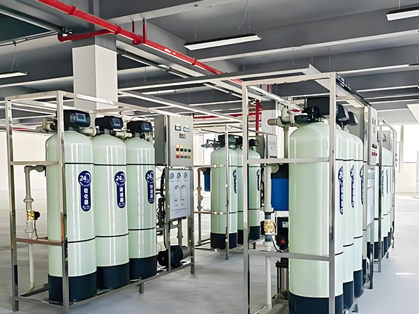 反滲透純水處理設備哪家專業？看這幾點就夠了