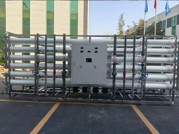 賦能工業(yè)高純水需求反滲透純水處理設(shè)備廠家的技術(shù)方案